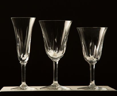 null SAINT LOUIS, Cerdagne model.

Set of crystal glasses, contained in six original...