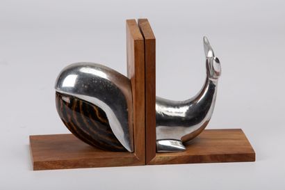 null French work from the first half of the 20th century.

Pair of bookends in wood...