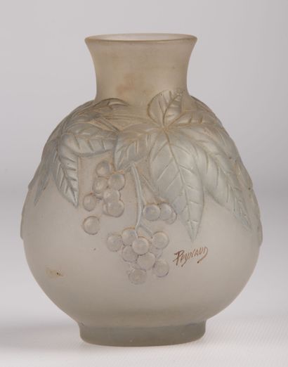 Jean Simond PEYNAUD (1869-1952). 
Vase en...