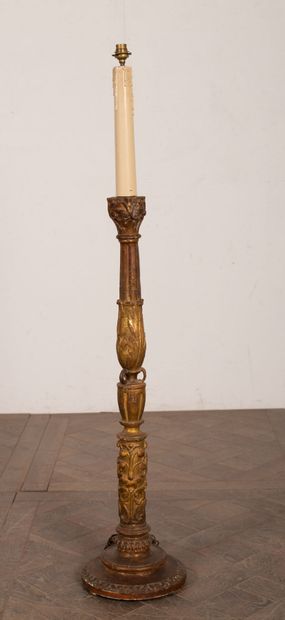 null Antique gilded wood candle holder, electrically mounted 

H_123 cm with electric...