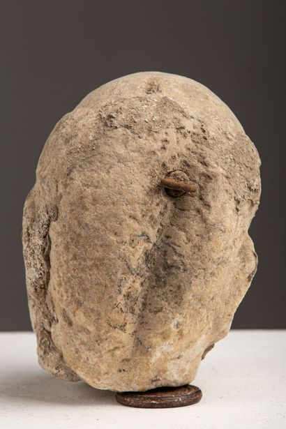 null 
Stone head, probably from the Roman period.




H_ 16 cm L_11 cm



All the...