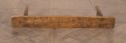 null Pair of rustic oak benches.

XIXth century.

H_43,5 cm W_174,5 cm D_29 cm

H_44...