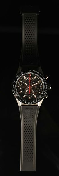 null TAG HEUER (Chronographe Carrera Édition 2017).

Montre bracelet d'homme automatique...