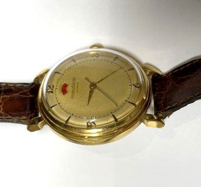 R JAEGER-LECOULTRE.

Men's wristwatch Power reserve in yellow gold, with circular...