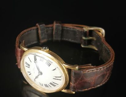 null YVES SAINT LAURENT.

Watch bracelet of lady, the oval case in yellow gold, domed.

Brown...