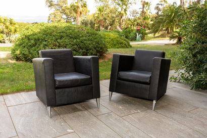 null Philippe STARCK (born in 1949).
Pair of armchairs Len Niggelman - 1985.
Structure...