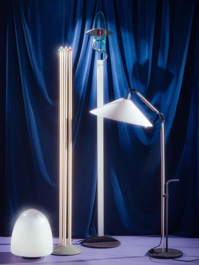 null Hans von KLIER (1934 - 2000).
Trilumen floor lamp - 1987.
Polychrome lacquered...