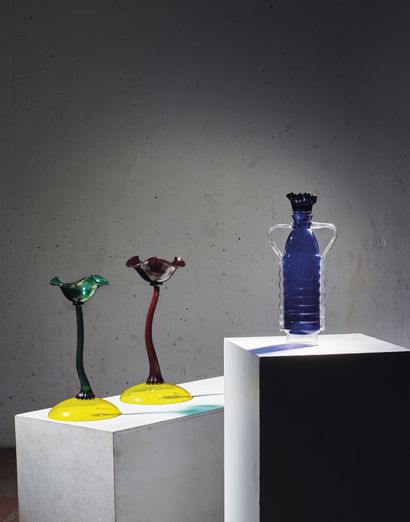 null Ugo LA PIETRA (born in 1938).
Bottle Ondina - 1993.
Blue glass bottle and its...