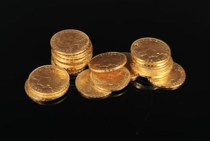 null Lot de 25 pièces de 20 francs or, au coq.
Vers 1910.
161,32 grammes.
Ce lot...