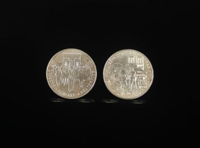 null Deux pièces de 100 Francs argent Libération de Paris.
1994.
30,18 grammes