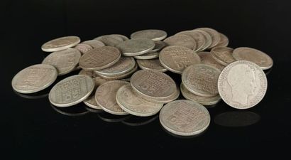 null Ensemble de trente-neuf pièces de 20 Francs Turin avant 1939.
778.75 gramme...