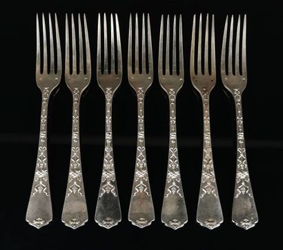 CARDEILHAC.
Suite of seven silver forks richly...