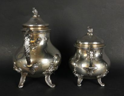null Teapot and sugar bowl in silver, the naturalist holds of rocaille style, the...