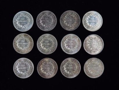 null Ensemble de 12 pièces de 10 francs en argent Hercule comprenant :

1965 (2),...