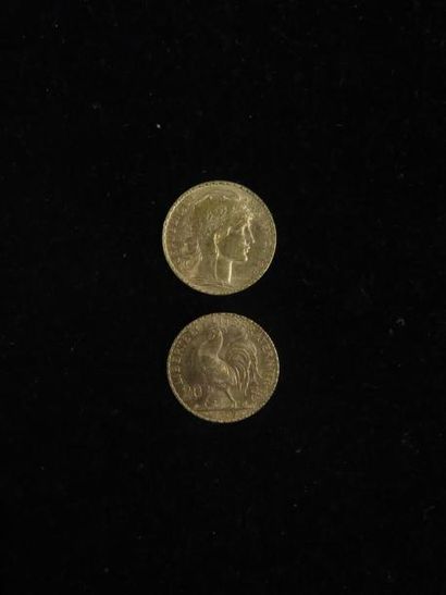 null Six pièces de 20 francs or au coq et Marianne :

Quatre de 1907, une de 1910,...