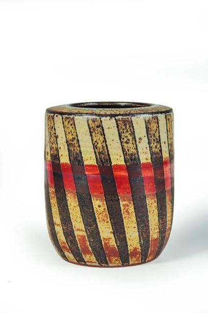null Uwe et Helga KRAUSE (Nés en 1933 et 1936)

Vase cylindrique en grès émaillé...