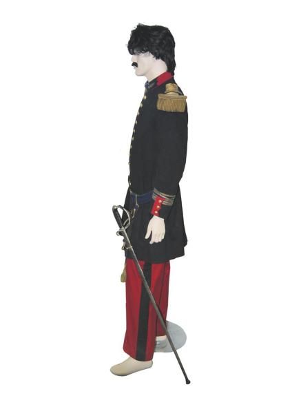 null Uniforme de lieutenant-colonel Bertrand, corps de Tunisie, tenue modèle 1931.

Le...
