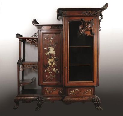 null Gabriel VIARDOT (1830-1904) (Attribué à).

Important meuble cabinet en orme...