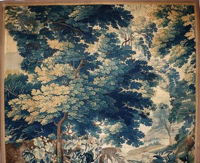 null AUBUSSON.

Important fragment de tapisserie, dite "verdure".

XVIIIème siècle.

H_175...