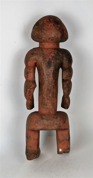 null CHAMBA - MONTOL (Nigéria). _x000D_

Statuette d'ancêtre masculin. Tête hémisphérique...