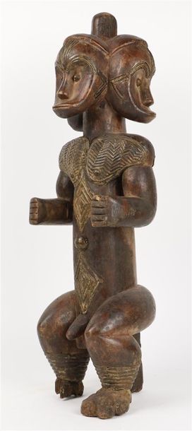 null FANG (Gabon- République du Congo). _x000D_

Statue masculine à trois têtes de...