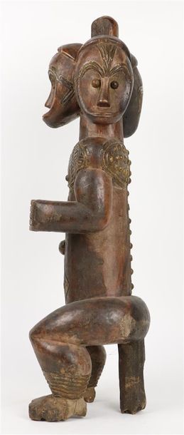null FANG (Gabon- République du Congo). _x000D_

Statue masculine à trois têtes de...