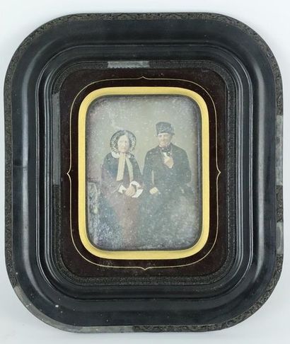 null François Joseph BASTIEN.

Portraits, 1858.

Paire de daguerréotypes encadrés,...