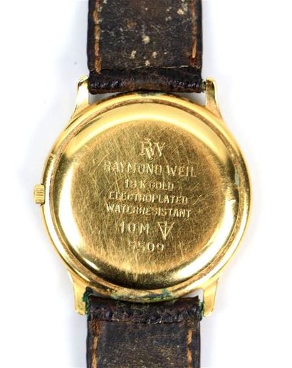 null Raymond WEIL, Genève.

Montre bracelet d'homme, le boitier plaqué or avec indication...