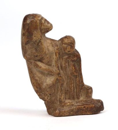 null GROUPE : Isis et Horus enfant . Pierre.

De style Égyptien.

H_6 cm

