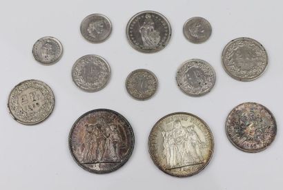 null Lot de pièces: 2 pièces en argent 10 francs Hercule et 1 pièce en argent 5 francs...