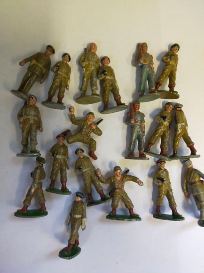 Lot of soldiers, including colonial - QUIRALU...