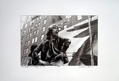 null Mick Jagger NYC 1975tirage sur papier argentique , format 20.5 x 31cm, signé...