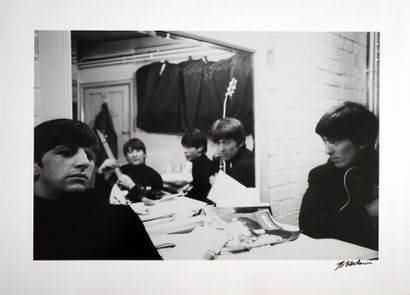 null The Beatles Liverpool 1962tirage sur papier Baryta , format 43 x 60 cm, signé...
