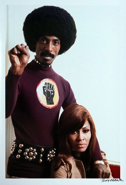 null Ike et Tina Turner Paris 1971Tirage sur papier photo argentique format 29 x...