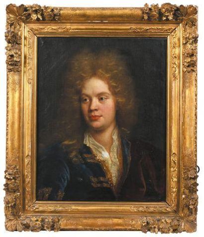 Nicolas de LARGILLIERRE (Paris, 1656-1746) Portrait de jeune homme à la veste bleue.
Huile...