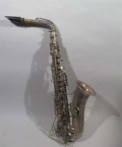 null BUFFET CRAMPON et CIE - Paris, France - Saxophone alto ancien en métal argenté,...