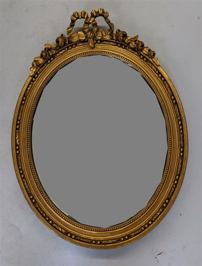 null Miroir en bois et stuc doré - Style Louis XVI 66x49cm