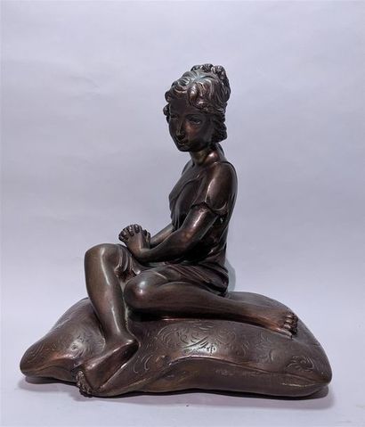 null Paul PONSARD (in the taste of) "Femme au coussin" Bronze test with brown patina...