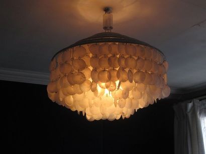 null VERNER PANTON (1926-1998) in the taste of Important round chandelier decorated...
