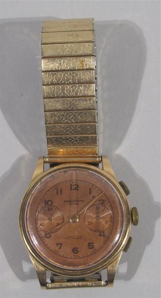 null CHRONOGRAPHE SUISSE Montre chronographe à boitier en or 18k et métal doré, bracelet...