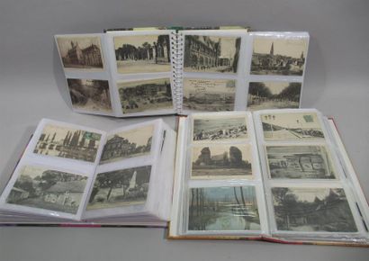 null Importante collection de 2030 cartes postales anciennes (en huit albums) comprenant...