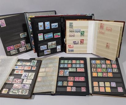 null Collection de dix albums de timbres anciens - France, Belgique, Mauritanie et...