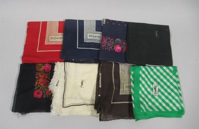 null YVES SAINT LAURENT - Huit foulards en coton d'été
