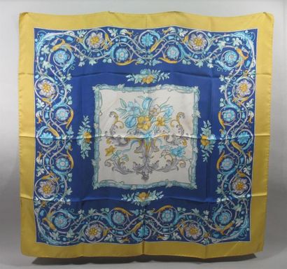 null WEILL Silk
square with trimmings decoration.
87 x 85 cm.

Another square decorated...