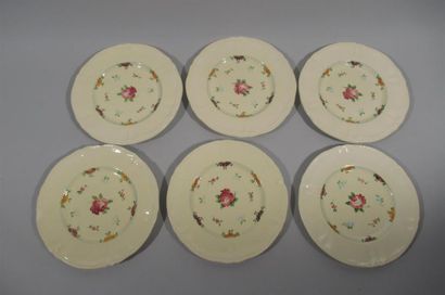 null LONGCHAMPS
Suite of six earthenware dessert plates with hand painted decoration...