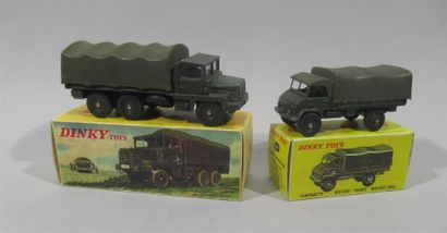 null DINKY TOYS
Lot consisting of : 
- Military "unimog" Mercedez-Benz military van...