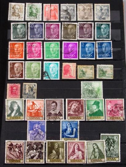 null ALBUM DE TIMBRES espagnols comprenant 400 timbres neuf (1960-1980) dont 20 avec...