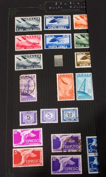 null LOT DE TIMBRES comprenant 320 timbres neufs et oblitérés italiens (1935-1970),...