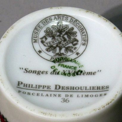 null Philippe DESHOULIERES Porcelaine de Limoges Modèle « Songes du XVIIIème siècle »...