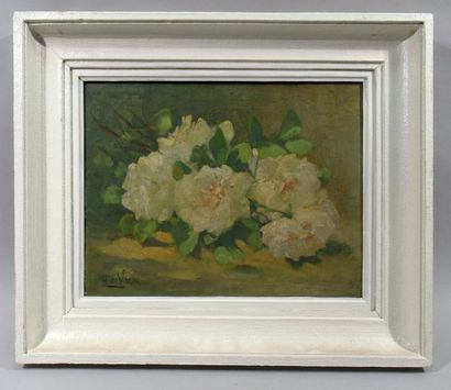 null Antoon DE VAERE (1900-1989)
"Jetée de roses blanches"
Huile sur toile marouflée...